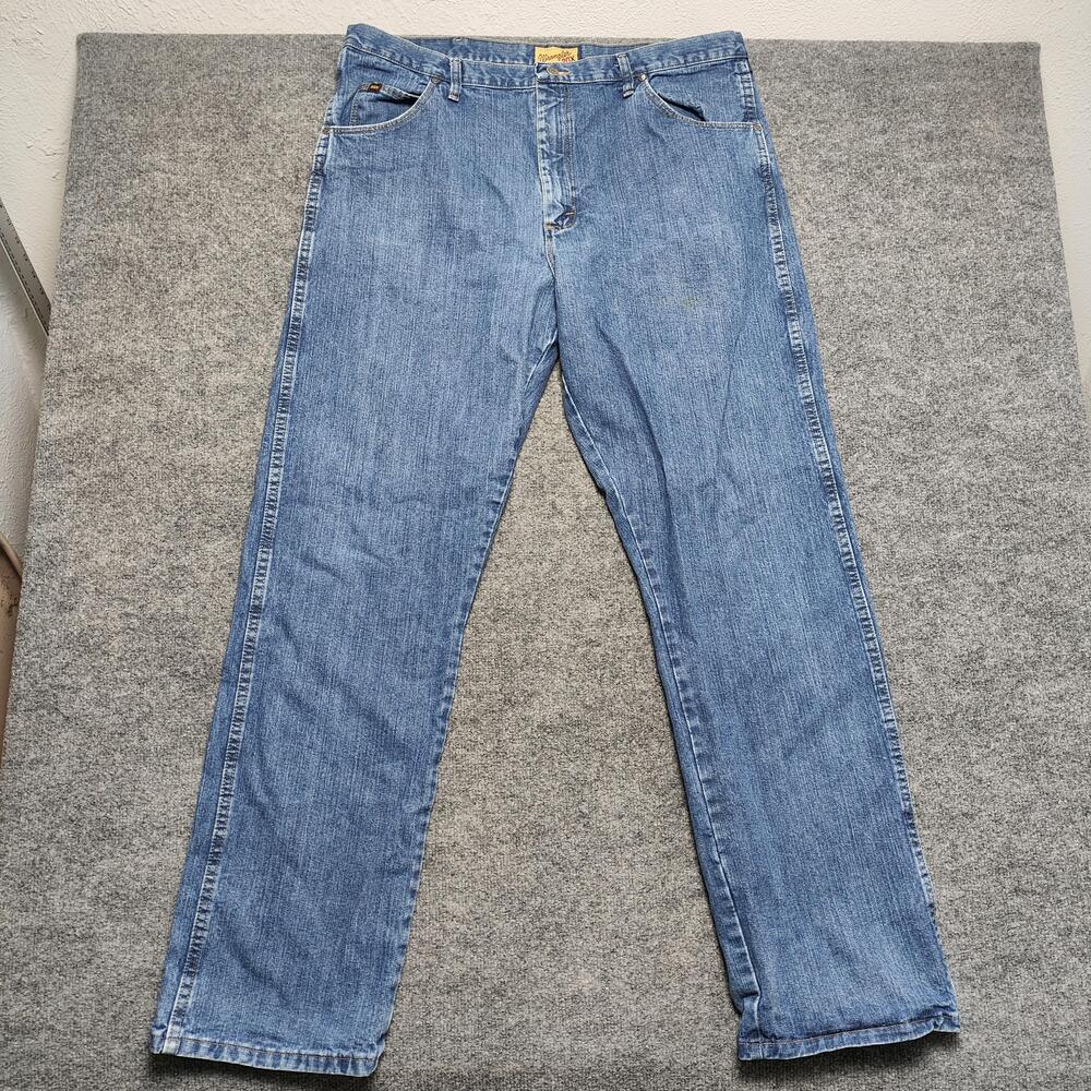 Wrangler 20X Jeans Mens 40x36 Light Wash Blue Relaxed Straight Denim 23MWXVB